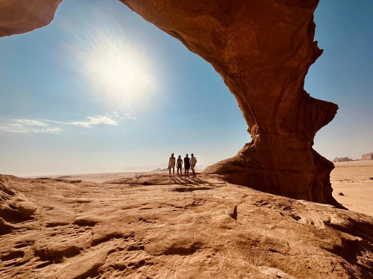 Holiday Inn Luxury Camp Wadi Rum Exterior foto